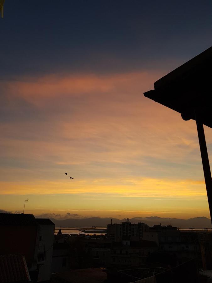 Red Moon Apartman Cagliari Kültér fotó