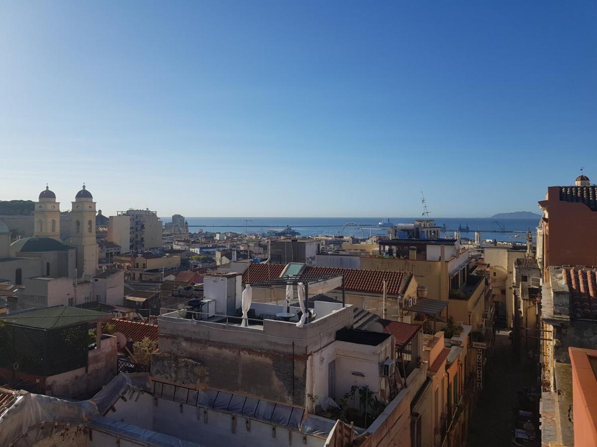 Red Moon Apartman Cagliari Kültér fotó