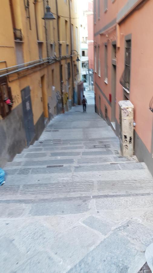 Red Moon Apartman Cagliari Kültér fotó