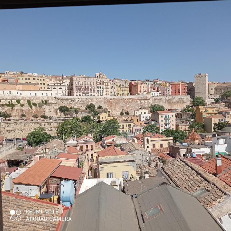 Red Moon Apartman Cagliari Kültér fotó