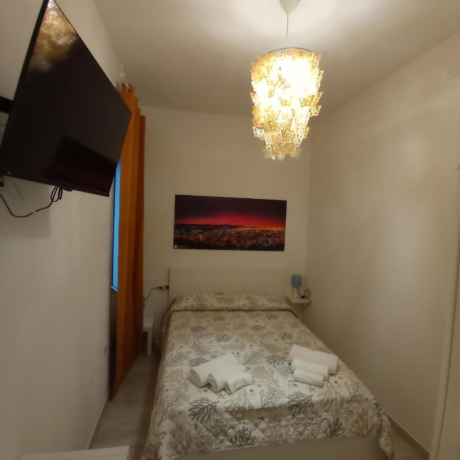 Red Moon Apartman Cagliari Kültér fotó