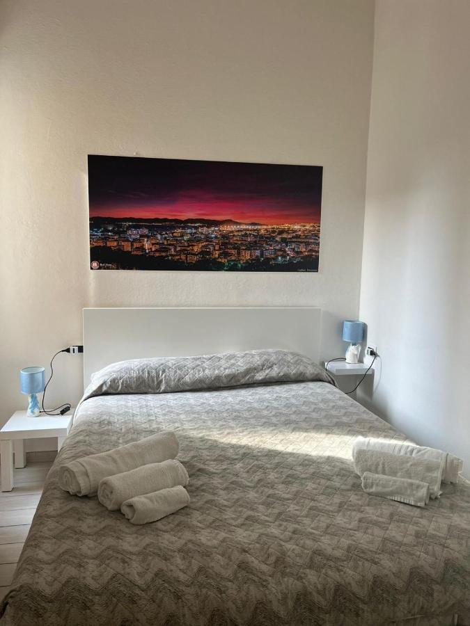 Red Moon Apartman Cagliari Kültér fotó