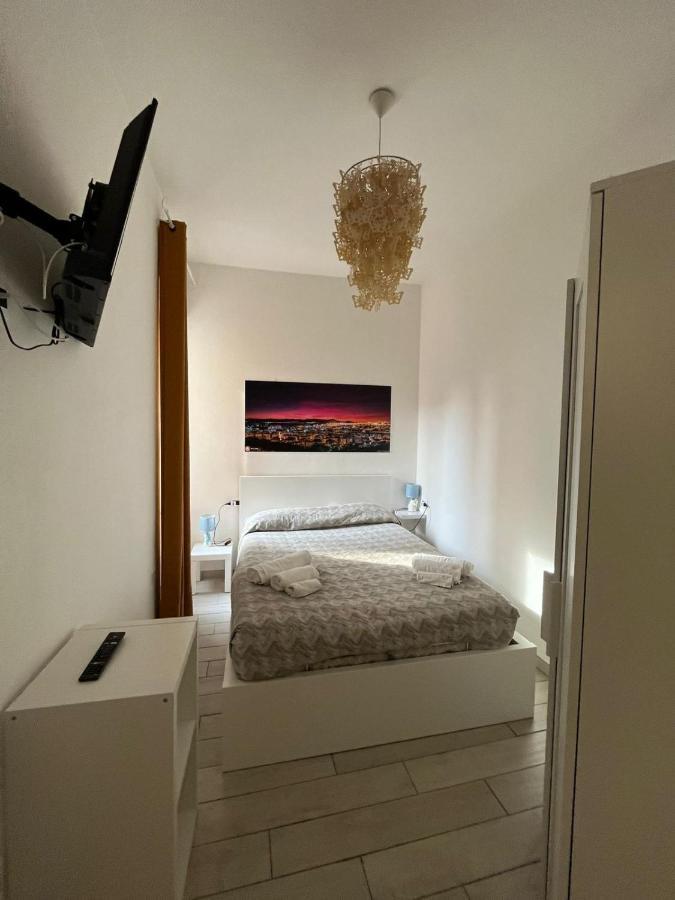 Red Moon Apartman Cagliari Kültér fotó